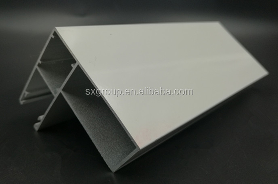 Basado en los dibujos de los clientes Extrusión de perfiles de aluminio para productos de puertas y ventanas