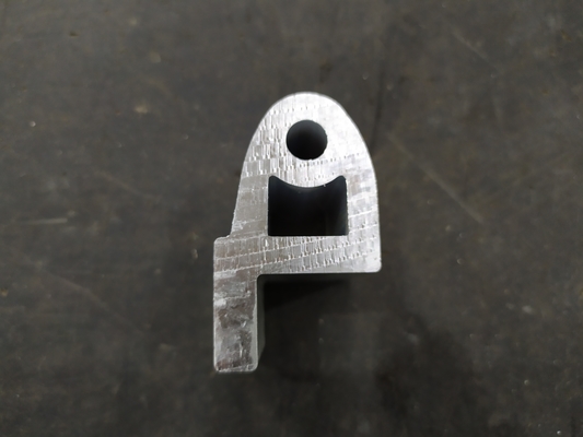 6063 aleación de aluminio partes de perfil de extrusión original personalizadas con mecanizado CNC