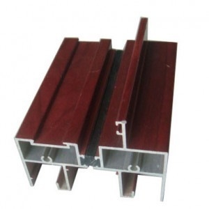Los perfiles de aluminio extrudidos para materiales de construcción con acabado de grano de madera 6063 t6/t5 de Shengxin