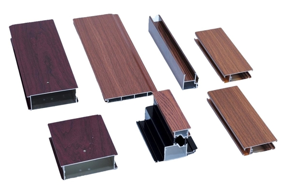 Perfiles de aluminio de color de madera decorativo con temperatura T3-T8 y grosor de 0,8 mm-2,0 mm
