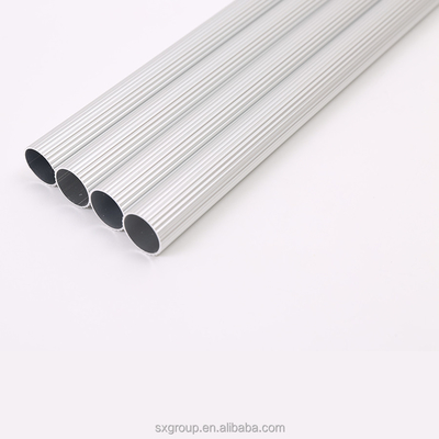 Superficie lisa Perfiles de extrusión de aluminio Shengxin con tubos de aluminio de dureza de 8 HW
