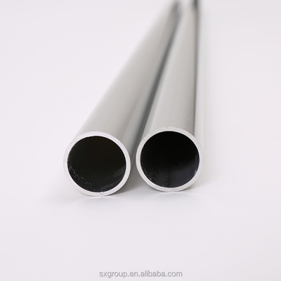 Superficie lisa Perfiles de extrusión de aluminio Shengxin con tubos de aluminio de dureza de 8 HW