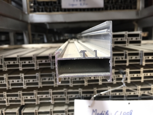 Perfil de aluminio recubierto en polvo para soluciones personalizadas de ventanas y puertas aleación 6082