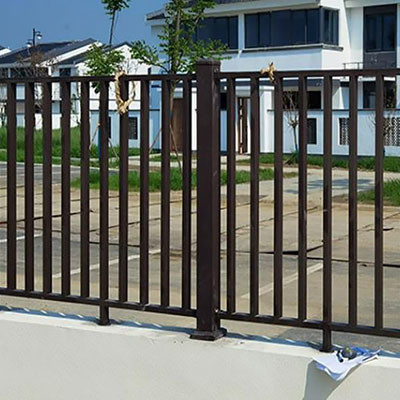 Grado de cercas de la piscina de la serie 6000 Panel de cercas metálicas ornamentales de aluminio para protección