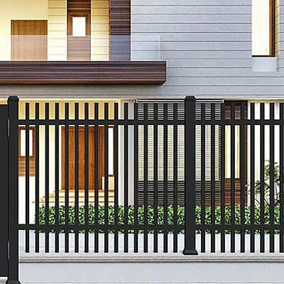 Sistema de cercas de aluminio Panel decorativo de puerta en negro con servicio de corte disponible