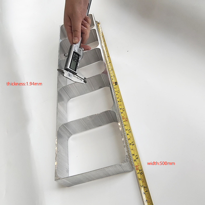 Profiles de extrusión de aluminio resistente para camiones y autobuses longitud del cuerpo 5,8-6,0M Tolerancia ±1%