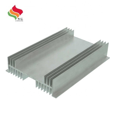 Profile de extrusión de aluminio de sumidero de calor de suministro superior con espesor estándar de la industria