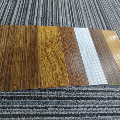 Anhui Shengxin 6061 6063 Profilo de aluminio de transferencia de grano de madera de longitud personalizada competitiva