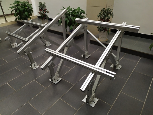5.8-6.0M Perfil de extrusión de aluminio anodizante de longitud para el sistema de montaje de paneles solares