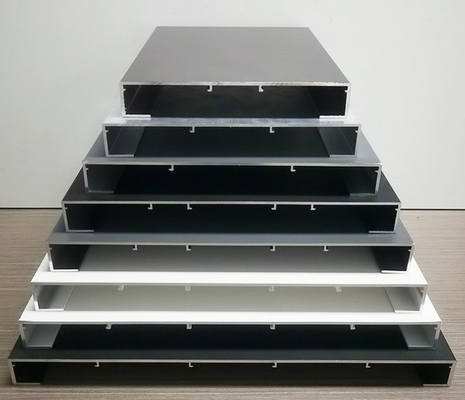 Profil de extrusión de aluminio de recubrimiento en polvo para puerta T5 de color personalizada en la serie 6000