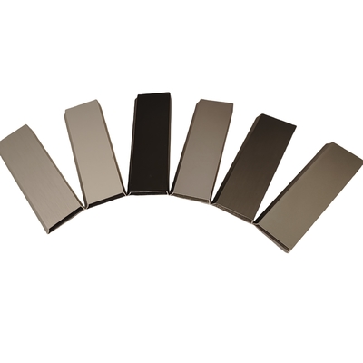 Profil de extrusión de aluminio de recubrimiento en polvo para puerta T5 de color personalizada en la serie 6000