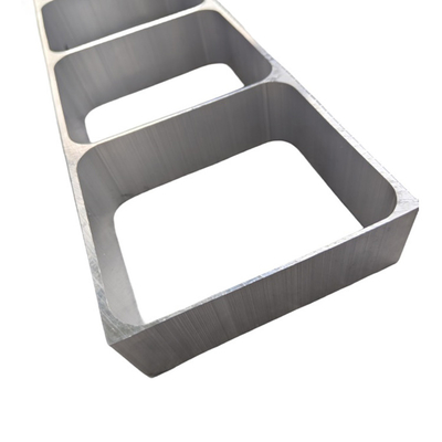 6063 Perfiles de extrusión industrial de aleación de aluminio para carrocerías de camiones y autobuses Certificados ISO