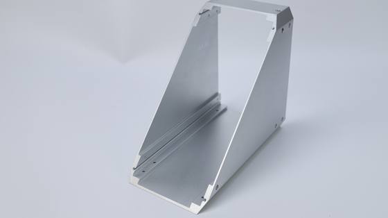 Perfiles de extrusión de aluminio anodizado de plata de la serie 6000 con tamaño personalizado