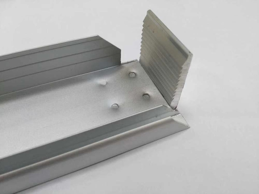 Decoraciones de paneles solares de 300W Grado 6000 Serie de Aluminio Negro Marco Solar de Shengxin