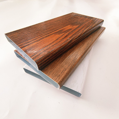 Perfiles de extrusión de aluminio de tubo cuadrado de grano de madera personalizados para materiales