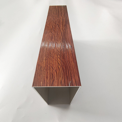 Perfiles de extrusión de aluminio de tubo cuadrado de grano de madera personalizados para materiales
