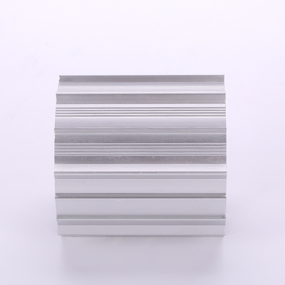 Extrusión de perfiles de aluminio personalizados para la tolerancia de la carcasa del motor ± 1% espesor personalizado