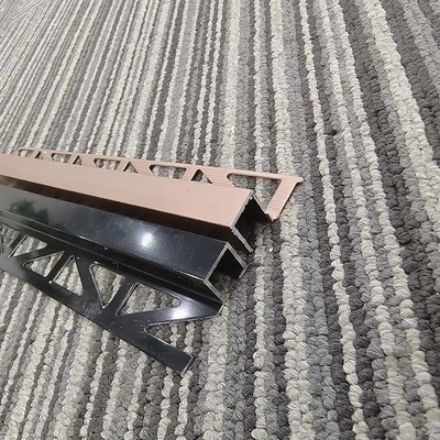 Profile de extrusión de aluminio industrial a medida para el techo de placas de yeso SXZX202312251637