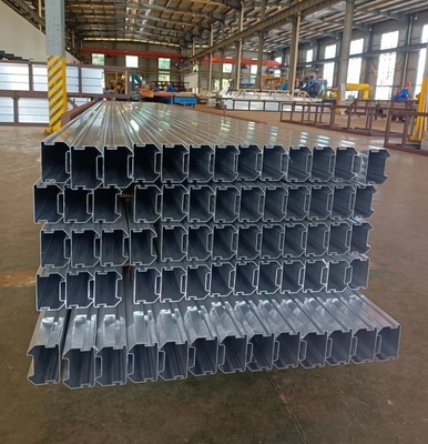 Tubos de perfiles de aluminio extruidos para estantería Gran cantidad de acabado de molino 6063/6061 aleación T5
