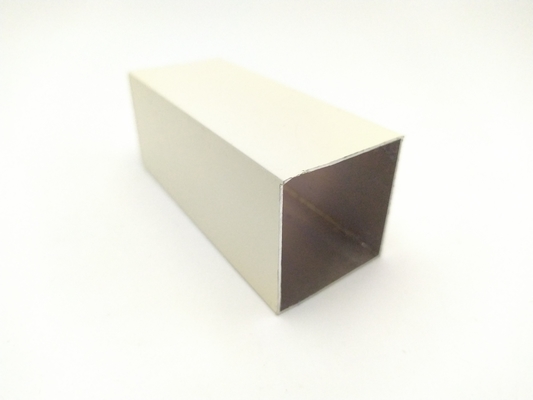 Composición química Tubos cuadrados de aluminio para persianas Persianas y espesor personalizado