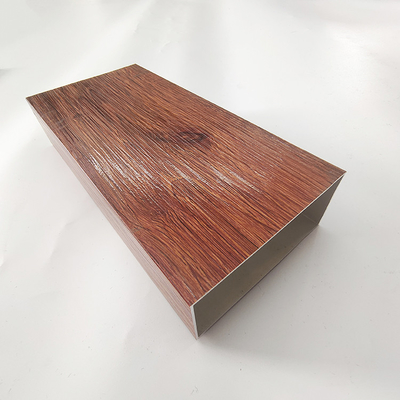 5.8-6.0M longitud perfiles de extrusión de aluminio de grano de madera 3D para ventanas puertas piso de pérgola