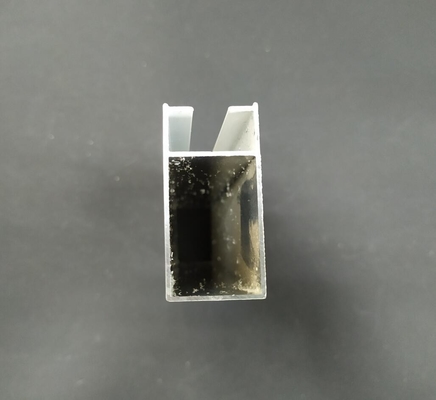Composición química Perfiles de aleación de aluminio para puertas y ventanas 5.8-6.0M de longitud