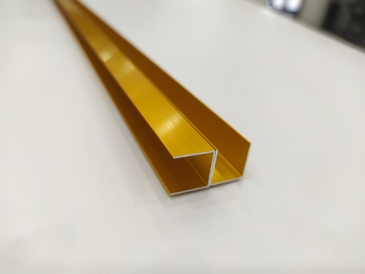 El espesor personalizado de la cinta de perfil de aluminio dorado con el perfil de aluminio de canal U