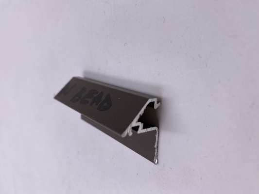 6063 Aleación de aluminio 5.8-6.0M Profiles de aluminio de longitud para ventanas de carcasa 28/30.5