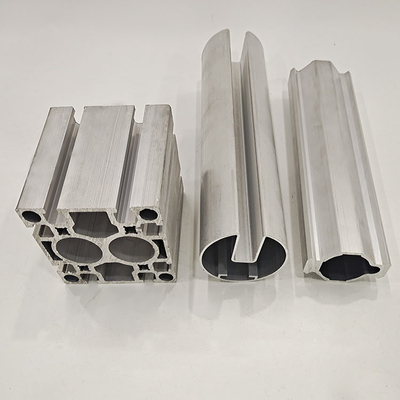 Procesamiento de desenrollamiento para perfiles prensados de aleación de aluminio 6063 a medida en tablero de balcón