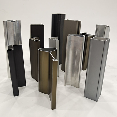 Procesamiento de desenrollamiento para perfiles prensados de aleación de aluminio 6063 a medida en tablero de balcón