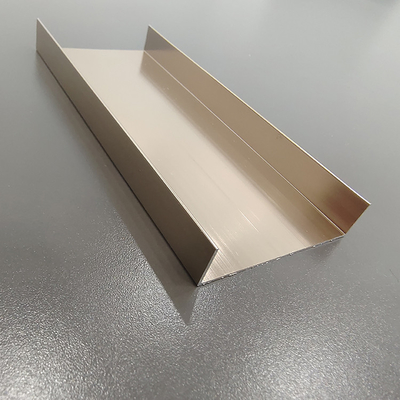0.30mm espesor perfil de aluminio anodizado personalizado para barandillas de vidrio en forma de U