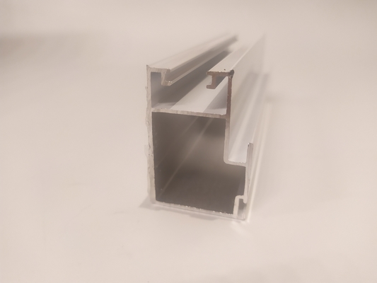 Servicio de corte para el perfil de la partición de aluminio en México Diseño de fachada perfecto