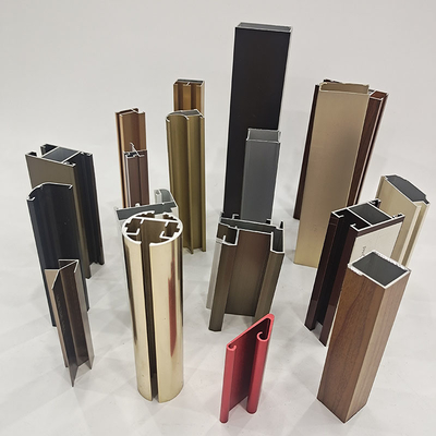 Perfil de aluminio para ventanas y puertas Tolerancia de fabricación ± 3% Largura 5.8-6.0M