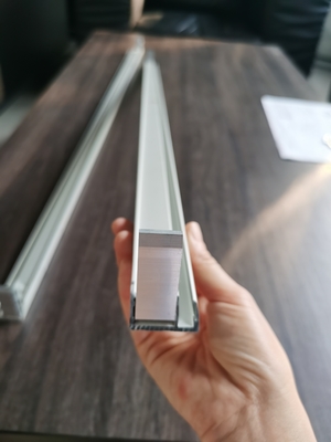 Perfil de marco de aluminio para panel solar 5.8-6.0M longitud Sistema de montaje solar Shengxin