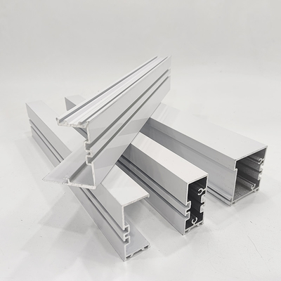 Profile de aluminio personalizado para puertas y ventanas con diseño moderno