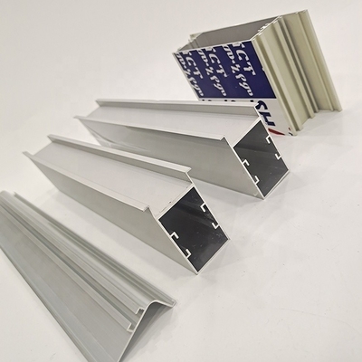 Tolerancia ± 1% de perfiles de aluminio para puertas y ventanas para satisfacer las necesidades del cliente