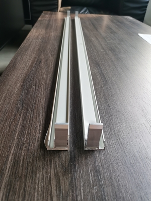 Temperatura T3-T8 Shengxin Led Profile Material de extrusión de metal de aluminio para la lámpara de forma de ranura U