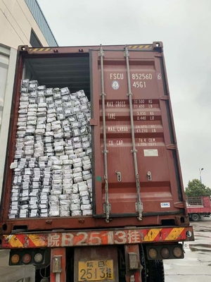 Perfiles de aluminio de color champán de diseño moderno para ventanas y puertas en Bolivia