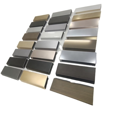 Parrilla de vidrio de aluminio de canal U personalizable para diseño sin marco