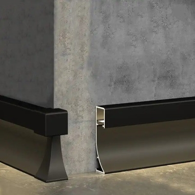 Tabla de base de aluminio LED de acabado de molino para tabla de faldas de pared personalizada y adornos de piso