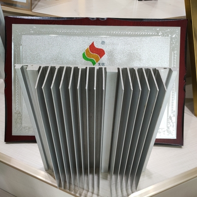 Perfiles de aluminio extrudido de disipación de calor mejorada para disipadores de calor anodizados personalizados