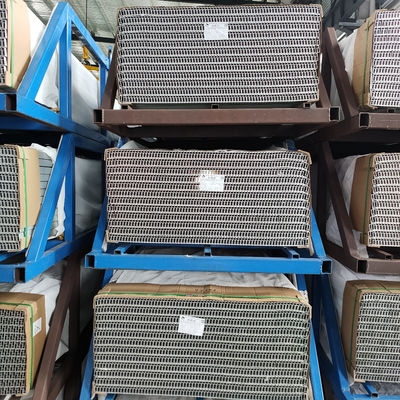 Marcos de paneles solares ligeros Perfiles de sección de aluminio para sistema solar personalizado