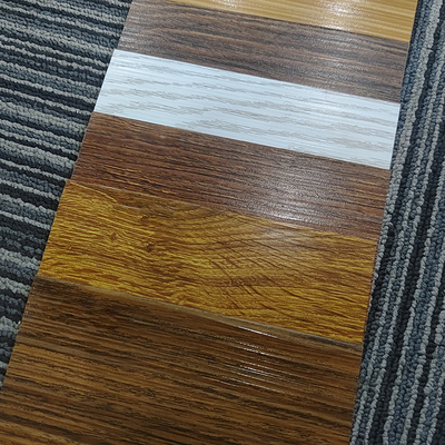 Perfil de aluminio de grano de madera para ventanas y puertas de construcción personalizadas