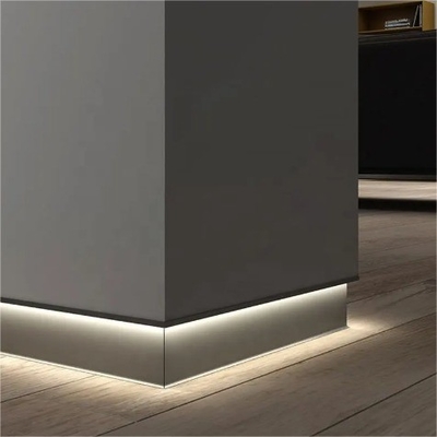Empuje y tire PVC Custom Moderno Flooring Baseboard Profile de iluminación con luz LED