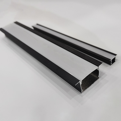 Material de la puerta de aleación de aluminio Super Profil de recubrimiento delgado para la luz de banda LED 3m de longitud