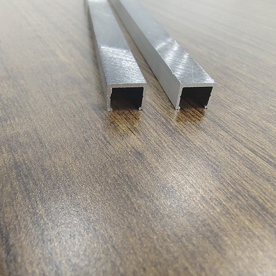 Canal de aluminio con servicio de procesamiento de soldadura