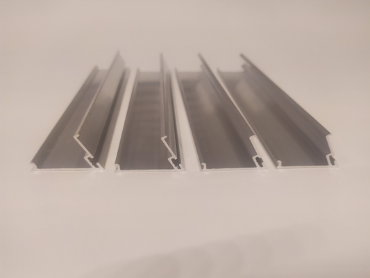 6063 T5 Shengxin Perfiles de extrusión de aluminio personalizados para ventanas y puertas del mercado peruano