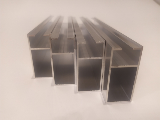 Perú Perfiles de aluminio para ventanas y puertas 6063 Perfiles de aluminio personalizados Tolerancia ± 0,13%