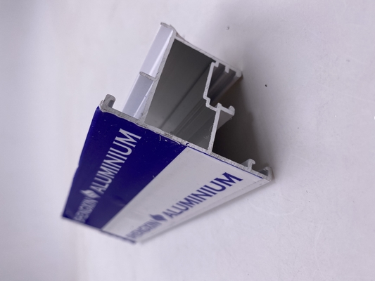 6063 T5 Profiles de extrusión de aluminio con revestimiento de potencia blanca para ventanas y puertas de América Latina