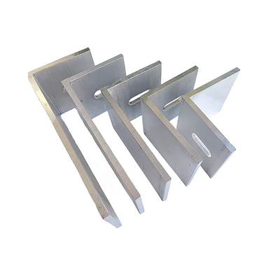 Brackets de montaje de paneles solares de aluminio en forma de L 80x40x40 mm para aplicaciones al aire libre